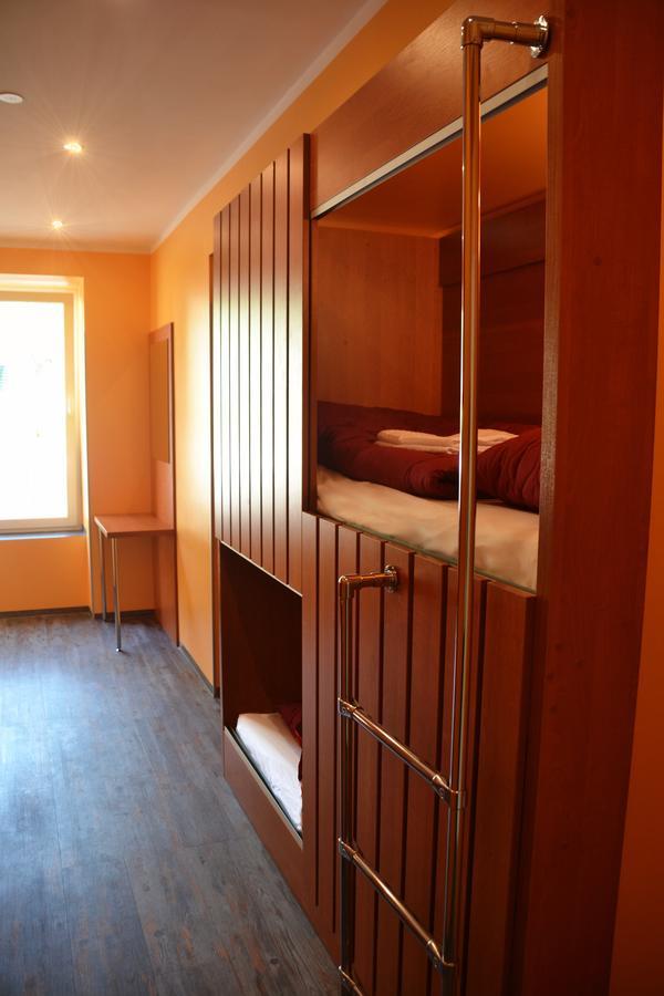 Do Step - Self-service-hostel